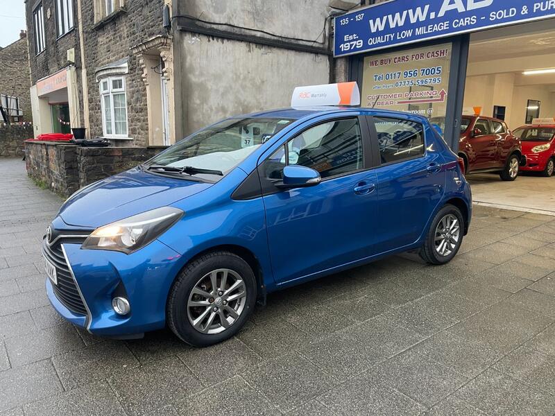 View TOYOTA YARIS 1.3 Dual VVT-i Icon