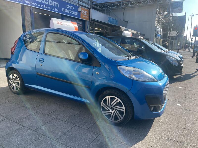 View PEUGEOT 107 1.0 12V Active