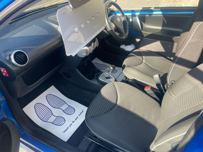 PEUGEOT 107