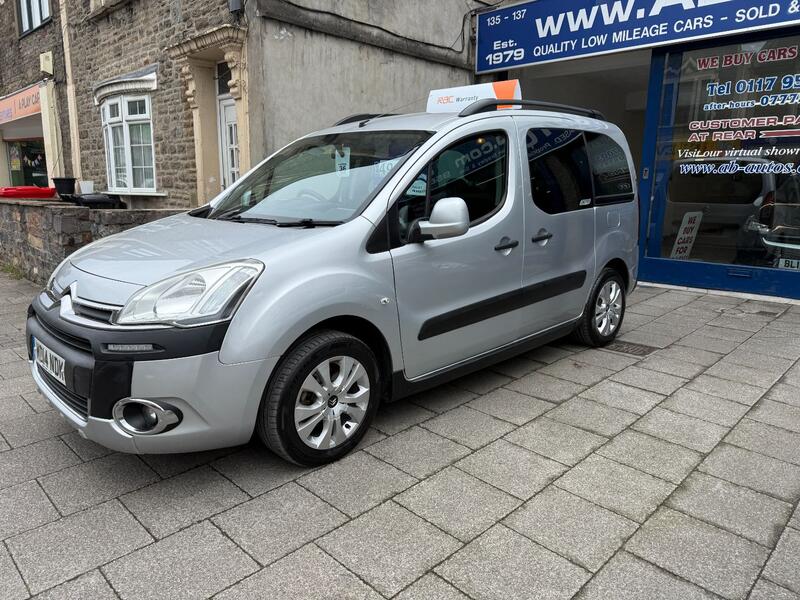 View CITROEN BERLINGO 1.6 HDi XTR
