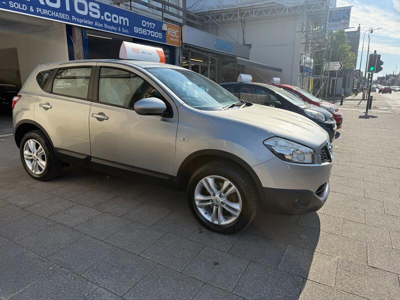 View NISSAN QASHQAI 1.6 Acenta
