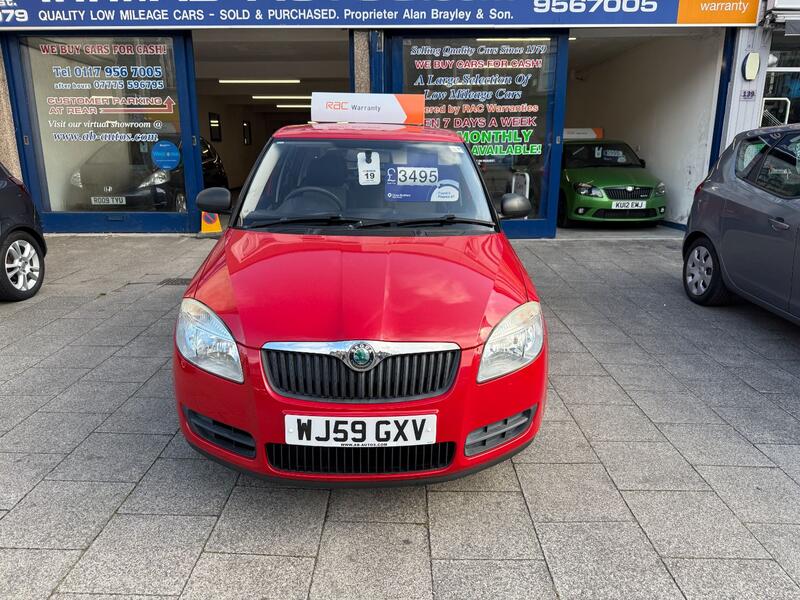 View SKODA FABIA 1.2 HTP 6V 1