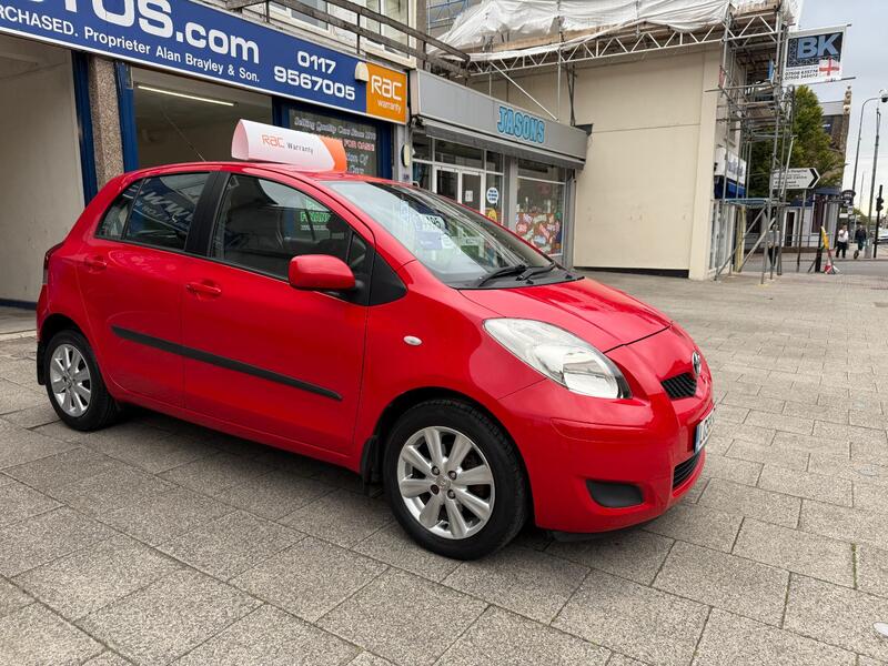 View TOYOTA YARIS 1.3 Dual VVT-i TR