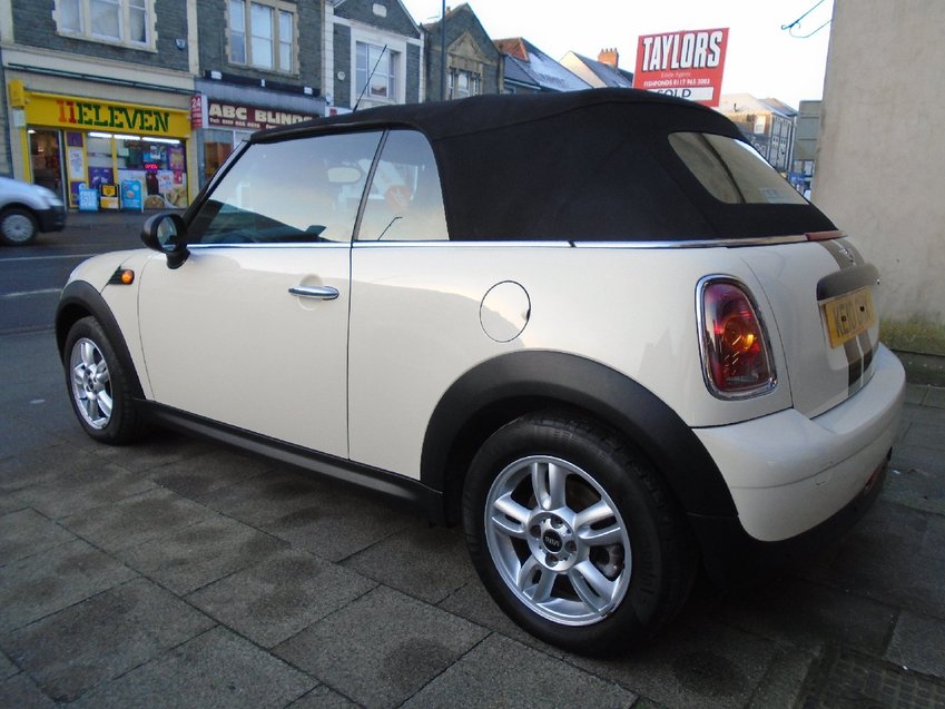 MINI CABRIOLET