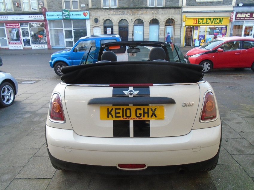 MINI CABRIOLET